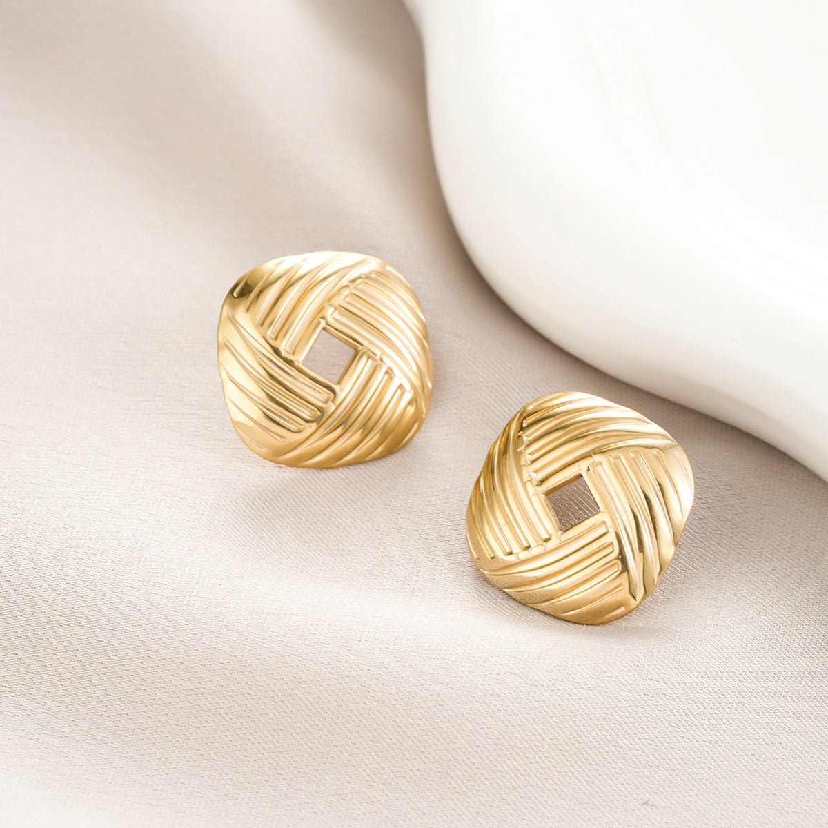 1 Pair New Vintage Luxury All - Match Women's Stud Earrings, Light Luxury Personality Trendy Exaggerated Geometric Earrings Jewelry - MU SHANG CO.