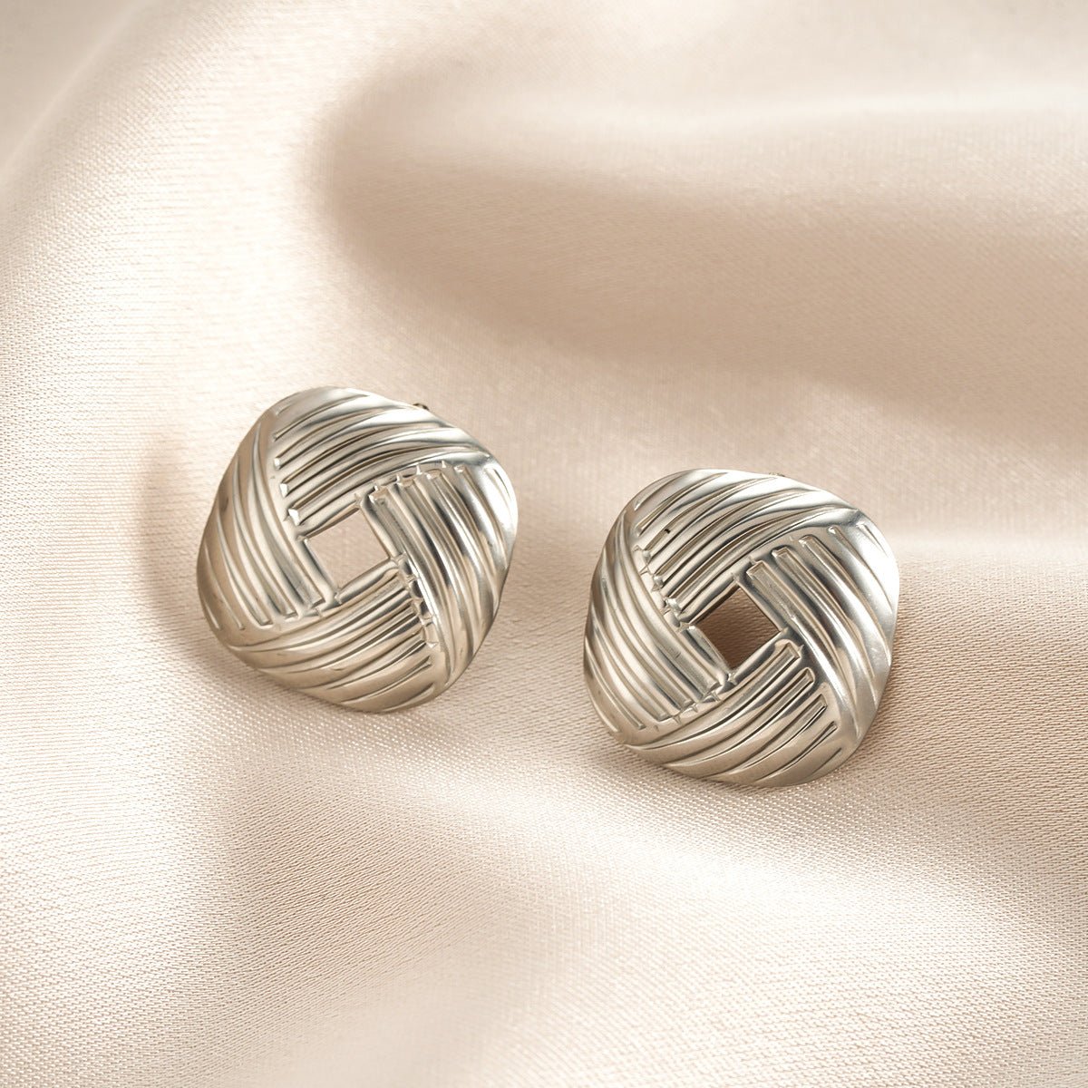 1 Pair New Vintage Luxury All - Match Women's Stud Earrings, Light Luxury Personality Trendy Exaggerated Geometric Earrings Jewelry - MU SHANG CO.