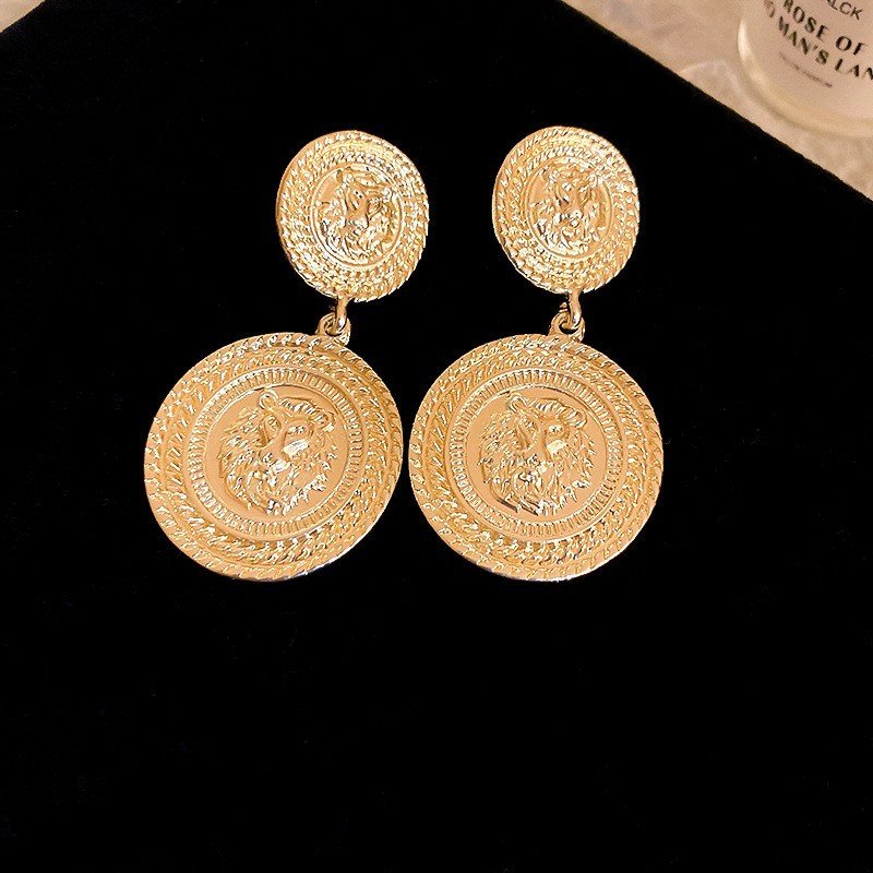 Vintage Round Flower Tassel Earrings, European American Retro Metallic Stud Earrings, Light Luxury Elegant Jewelry - MU SHANG CO.